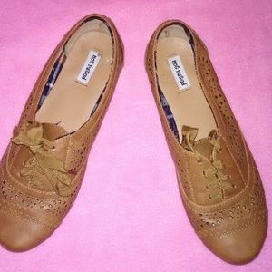 Not Rated Tan Rosebud oxfords NRW1597-251 size 10